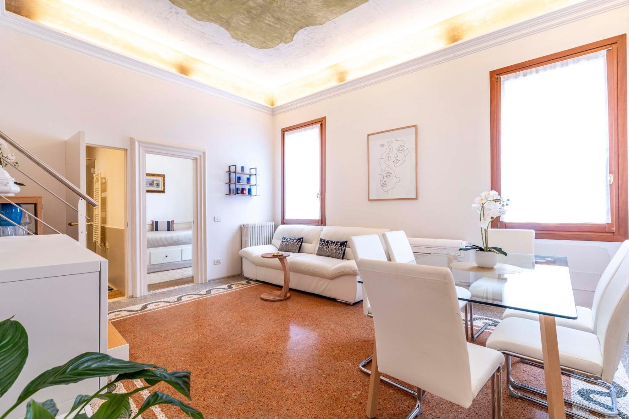 Ca' Pestrin Suite House - San Marco Square Venetië Buitenkant foto